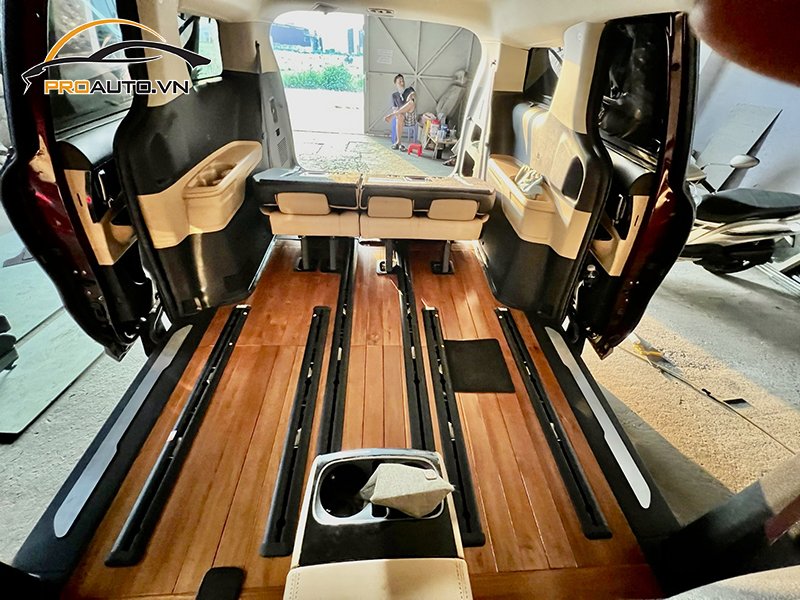Lót sàn gỗ xe hơi Kia Carnival