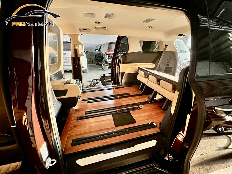 Lót sàn gỗ xe hơi Kia Carnival