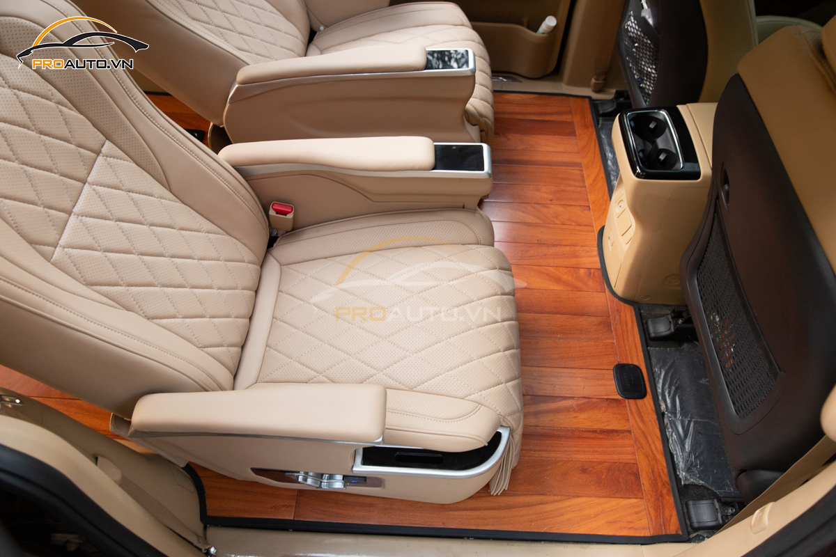 Lót sàn gỗ xe Kia Carnival - Sàn giả gỗ