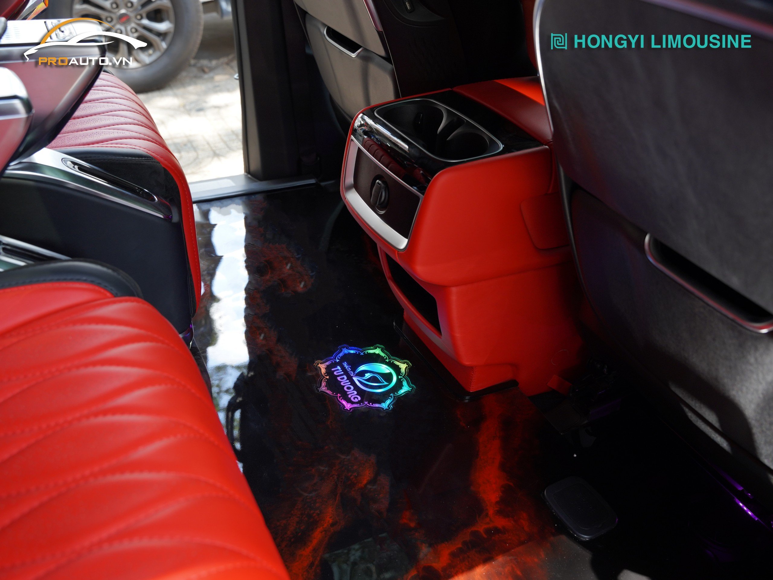 Lót sàn ô tô cacbon