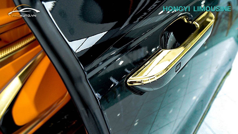 Mạ vàng các chi tiết cho xe Lexus LX600 