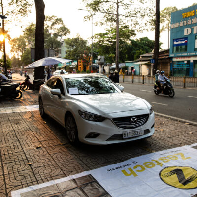 man hinh android o to Zestech Mazda 8