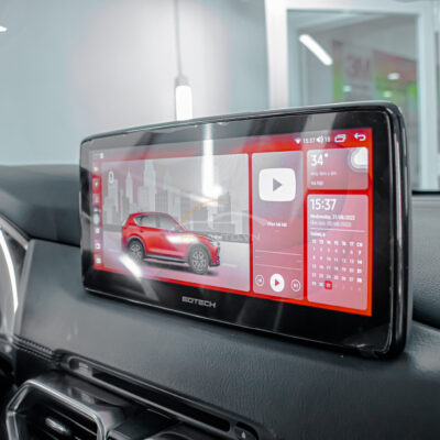 man hinh o to gotech 4 1