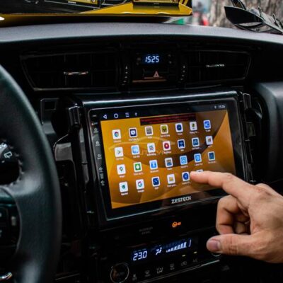 man hinh o to zestech z800 new slim thiet ke hien dai 2 1 1