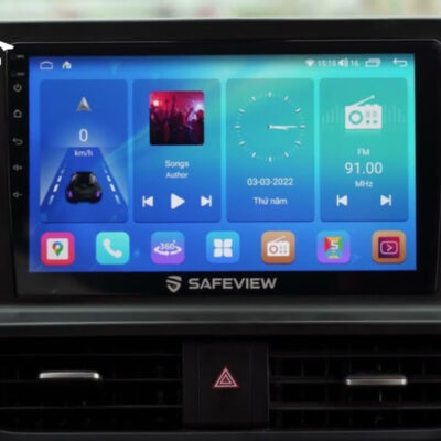 man hinh safeview mang ca the gioi vao trong xe 1