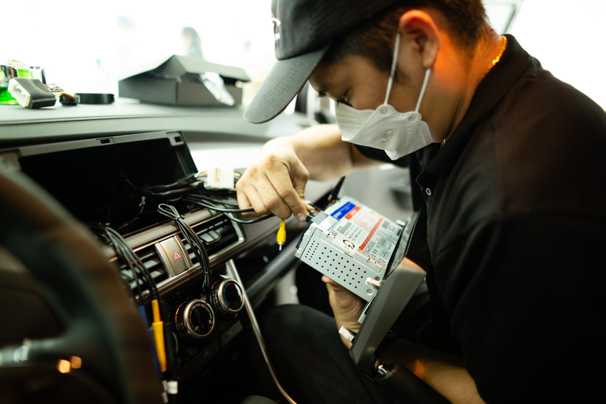 Lắp DVD Zestech tại Proauto.vn