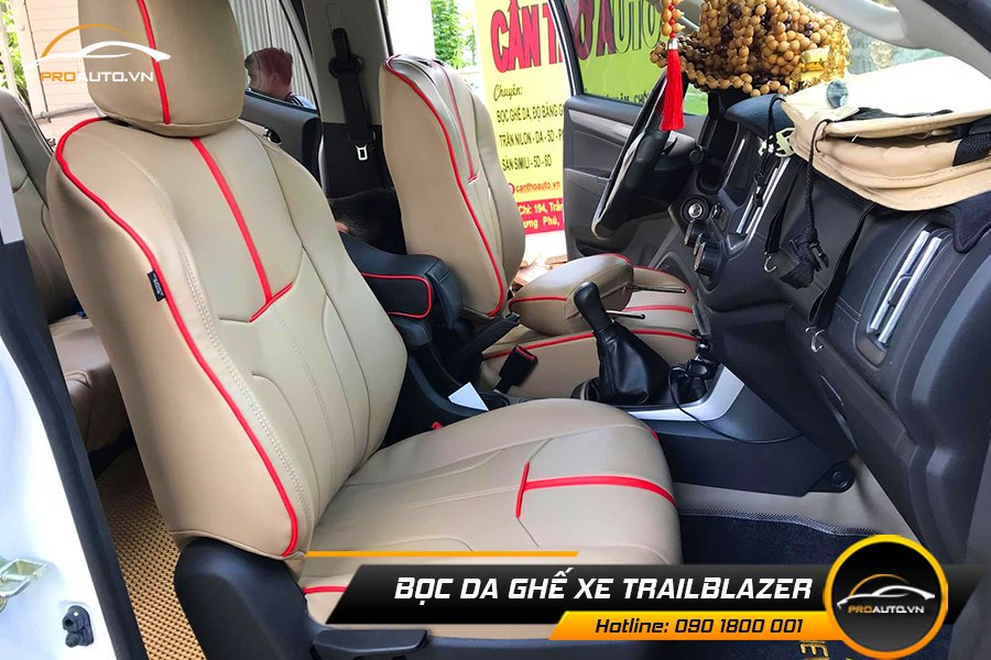 Cách bảo dưỡng ghế da xe hơi Trailblazer