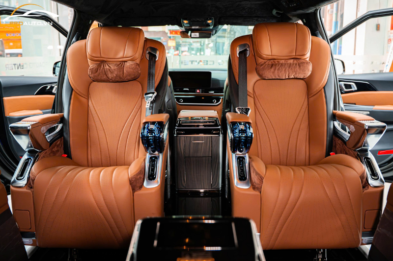 Mẫu ghế Limousine Hongyi CRYSTAL 6.0 Pro Max