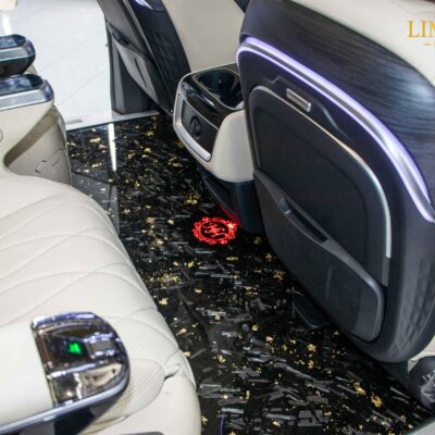 Mẫu sàn cacbon ô tô in logo nổi