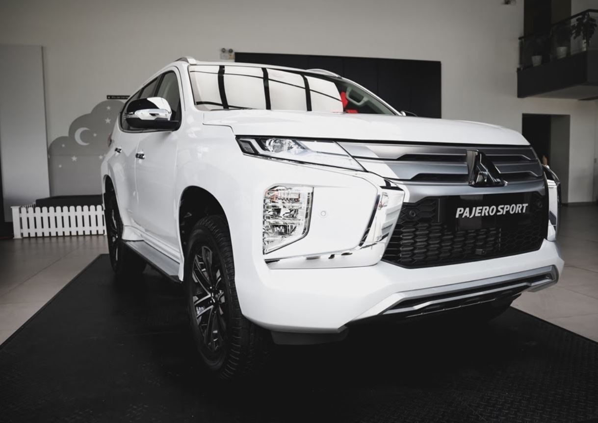 mitsubishi pajero sport