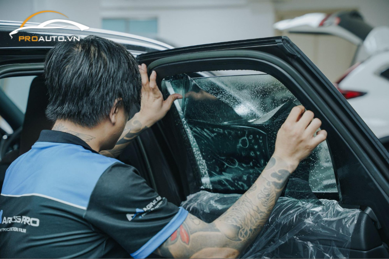 Một số lưu ý cần biết khi dán phim cách nhiệt xe Subaru Legacy