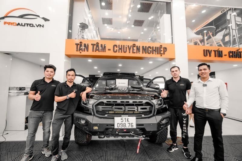 Độ loa ô tô cho xe Ford Raptor