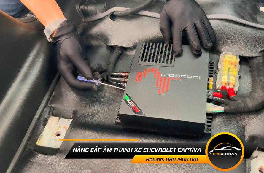 nang cap am thanh xe cheveolet captiva