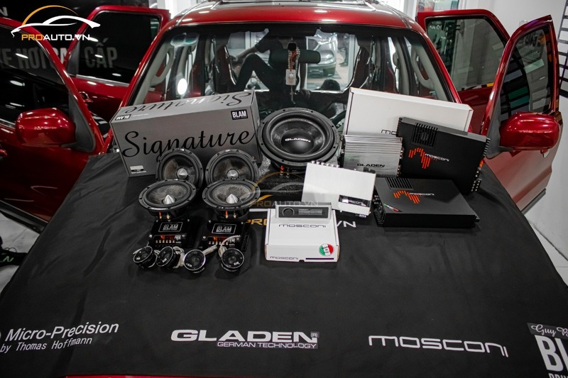 Độ âm thanh cho xe Ford Escape