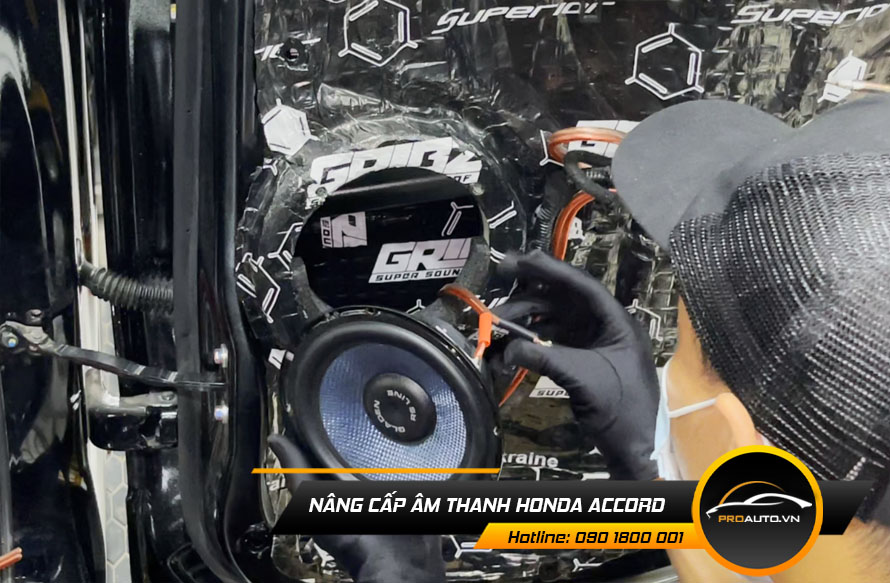 Nâng cấp loa sub âm thanh xe Honda Accord