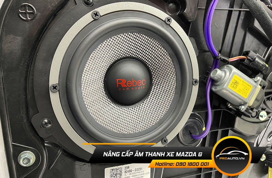 Nâng cấp loa sub âm thanh xe Mazda 6