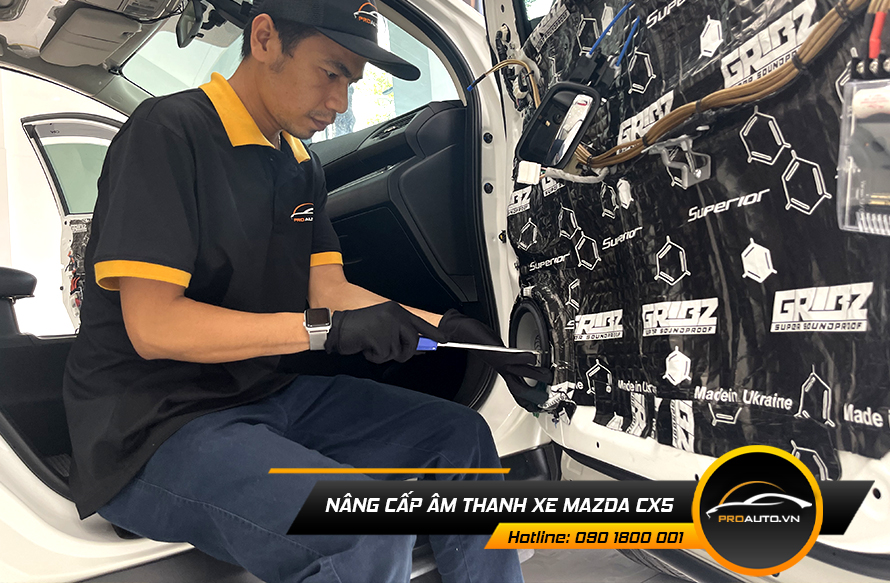 Nâng cấp loa sub âm thanh xe Mazda Cx5