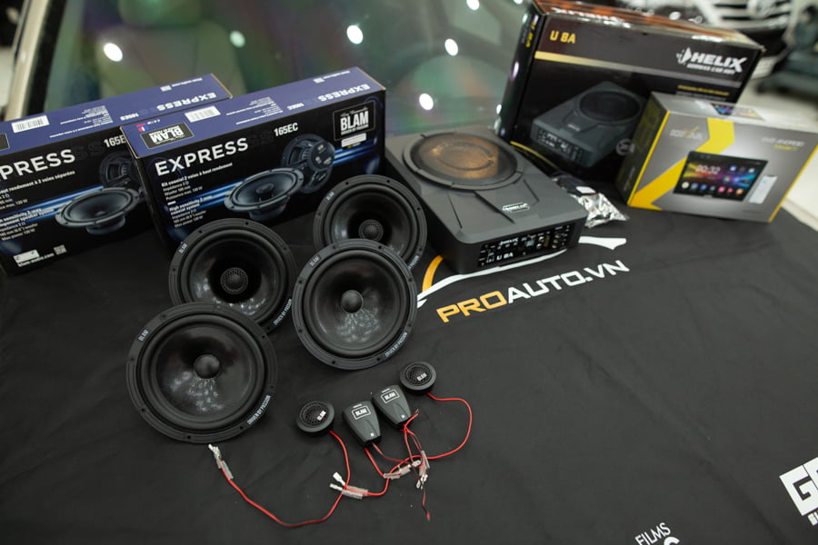 Giải pháp nâng cấp âm thanh xe Toyota Camry