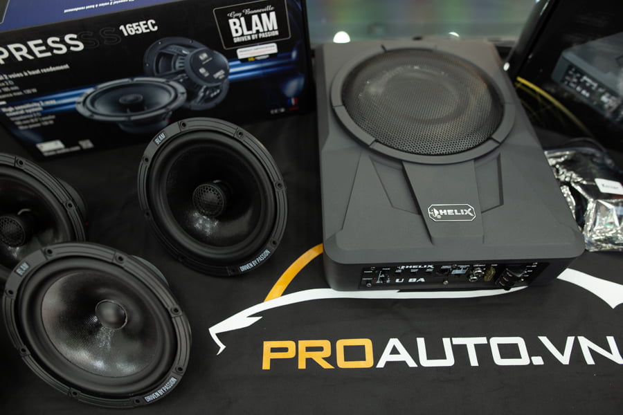 Nâng cấp âm thanh xe Toyota Camry