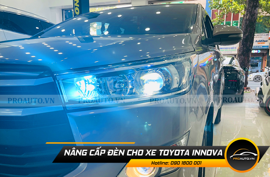 Độ đèn xe Toyota Innova