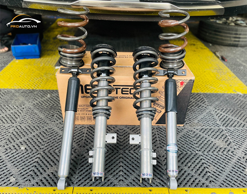 Nâng cấp phuộc cho xe Sedona