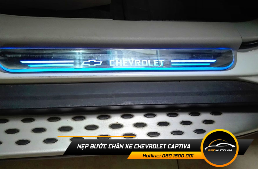 nep buoc chan xe cheveolet captiva