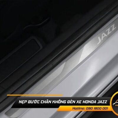 nep buoc chan xe honda jazz 1