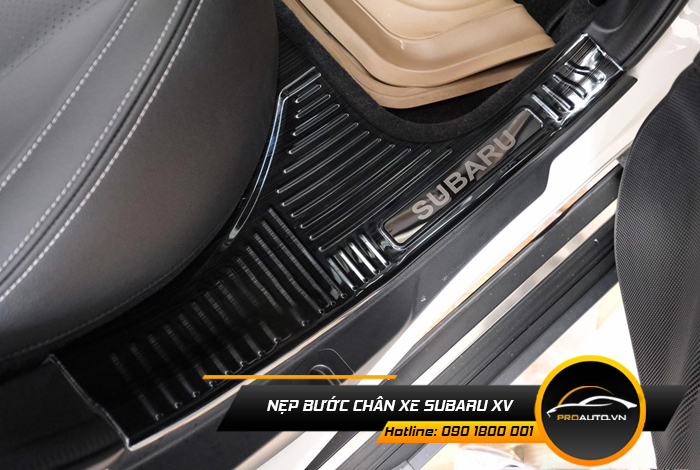 nep buoc chan xe subaru