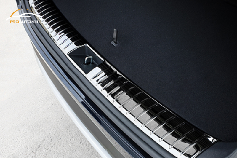 Nẹp chống trầy cốp sau cho xe Toyota Sienna