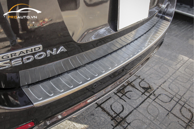 Nẹp chống trầy cốp sau Sedona