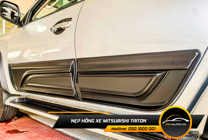 nep hong xe mitsubishi triton