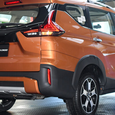 ngoai that mitsubishi xpander cross 03 138300j