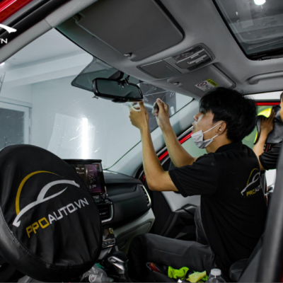 Những kinh nghiệm hữu ích khi dán phim cách nhiệt xe Outlander Cross