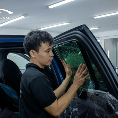 Những lưu ý cần biết khi dán phim cách nhiệt xe BMW M Series