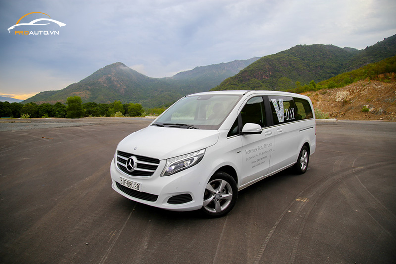 Những lưu ý khi độ ghế Limousine xe Mercedes V220