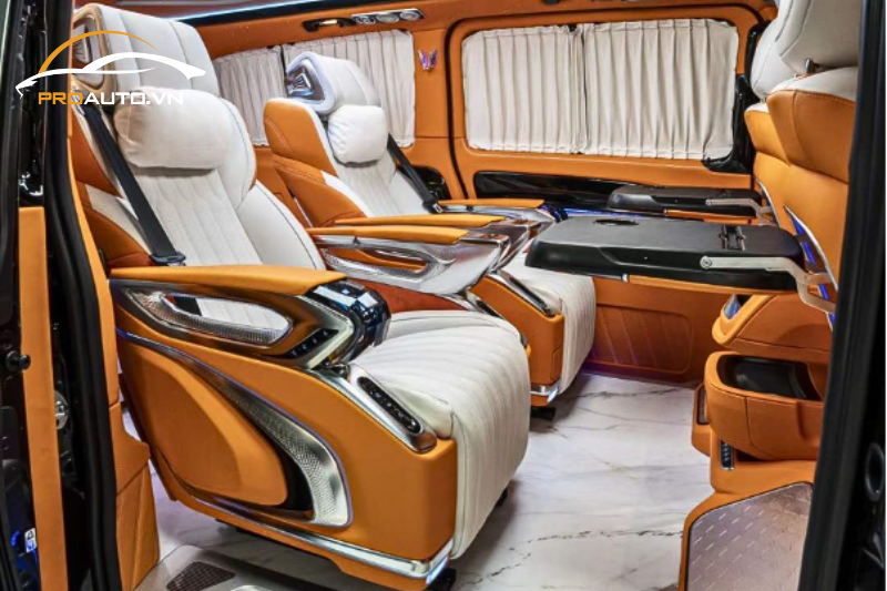 Nội thất xe Mercedes V220