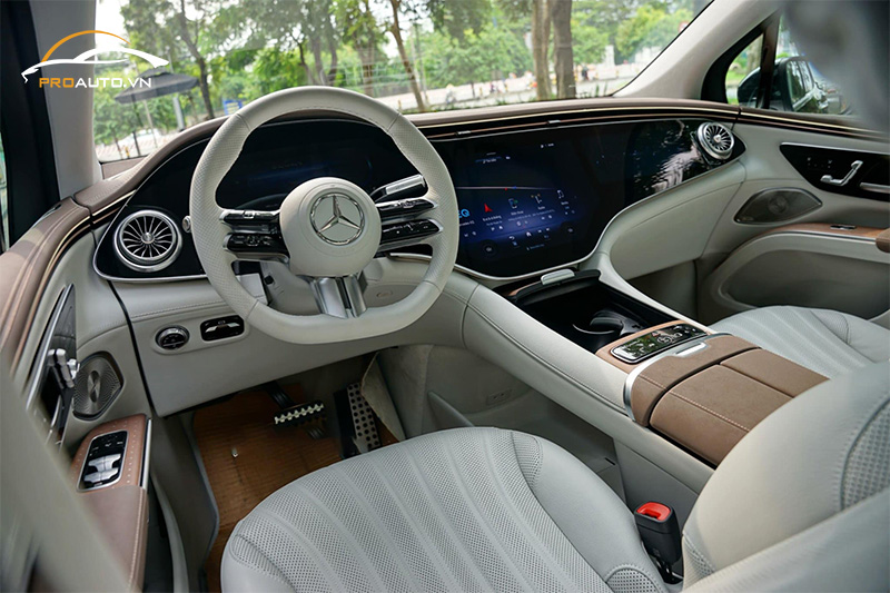 Nội thất Mercedes-Benz EQS SUV 2024 sang trọng