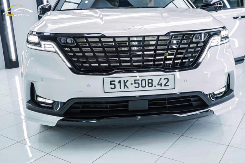 Ốp cản trước – sau xe Kia Carnival