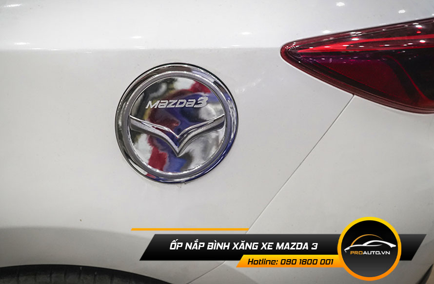 Ốp nắp bình xăng xe Mazda 3