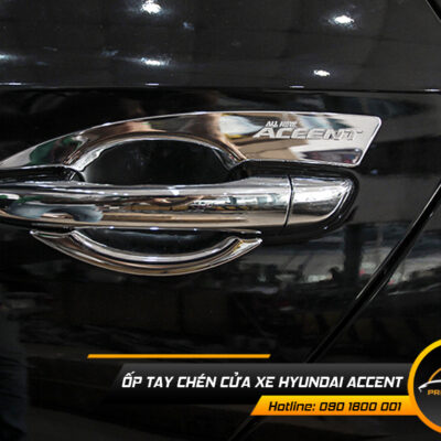 op tay chen cua xe hyundai accent 1