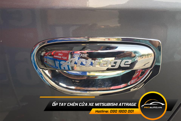 op tay chen cua xe mitsubishi Attrage