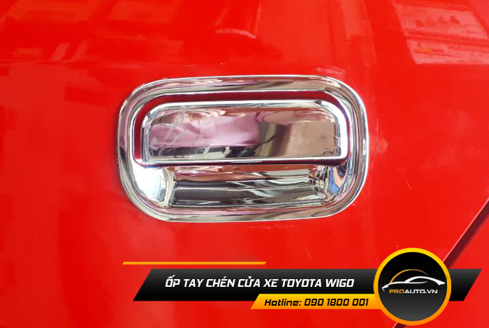 op tay chen cua xe toyota wigo
