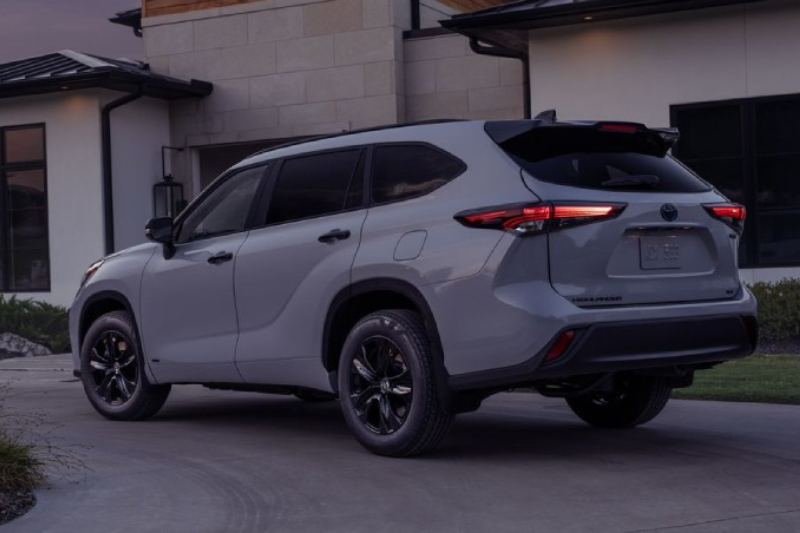 Phần thân xe của Toyota Highlander 2024