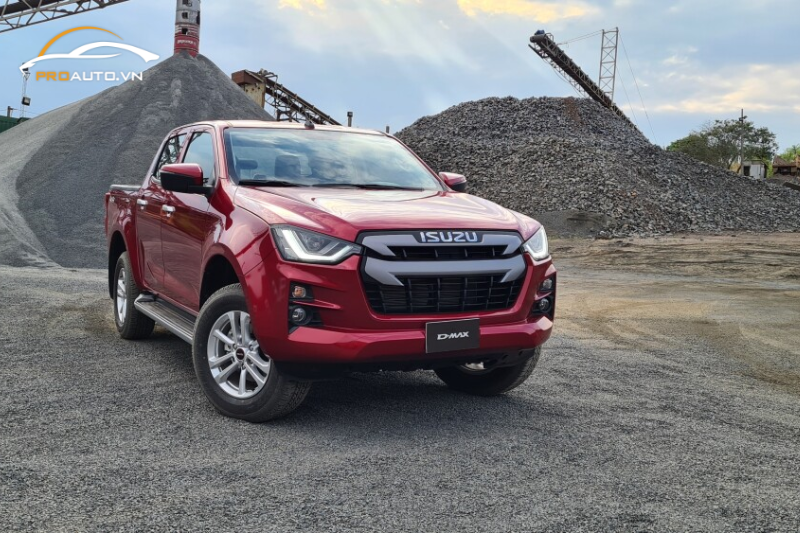 Phim cách nhiệt mang đến nhiều lợi ích đáng kể cho xe Isuzu D-max