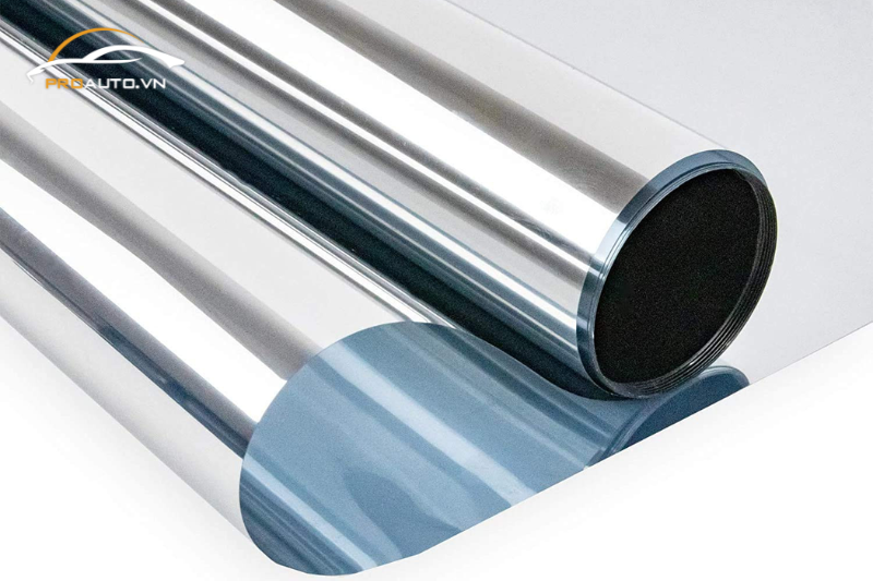 Phim cách nhiệt ô tô là gì?