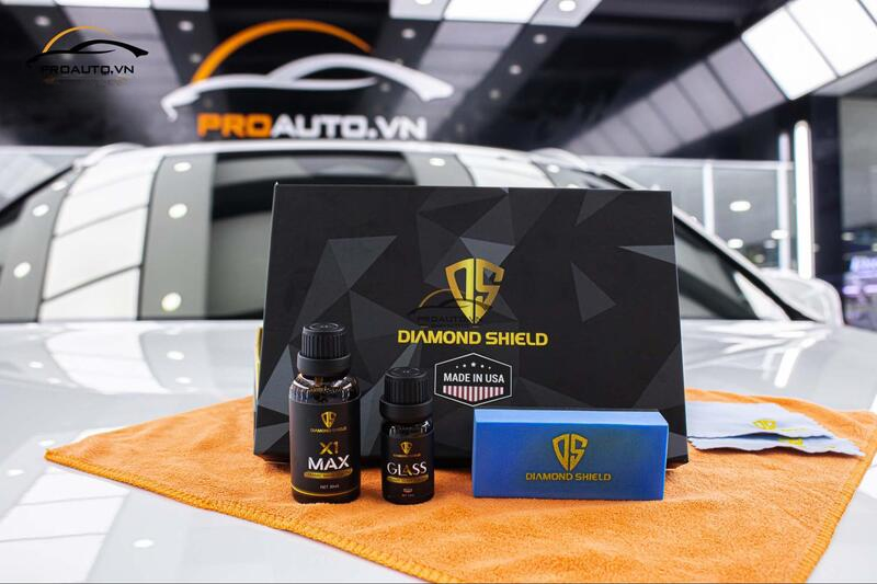 Phủ Ceramic cho xe Mercedes V250