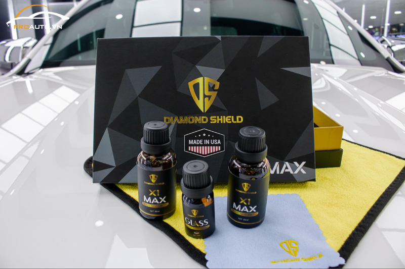 Phủ ceramic ô tô hay còn gọi là phủ nano ceramic