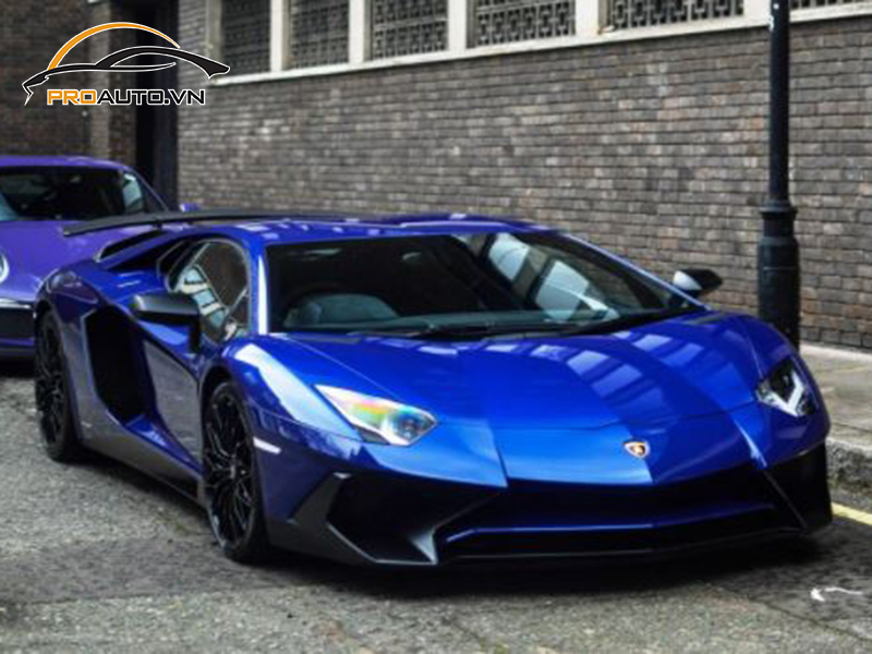 Phủ Ceramic Xe Lamborghini Aventador