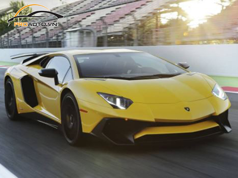 Phủ ceramic xe Lamborghini Aventador - Ảnh 2