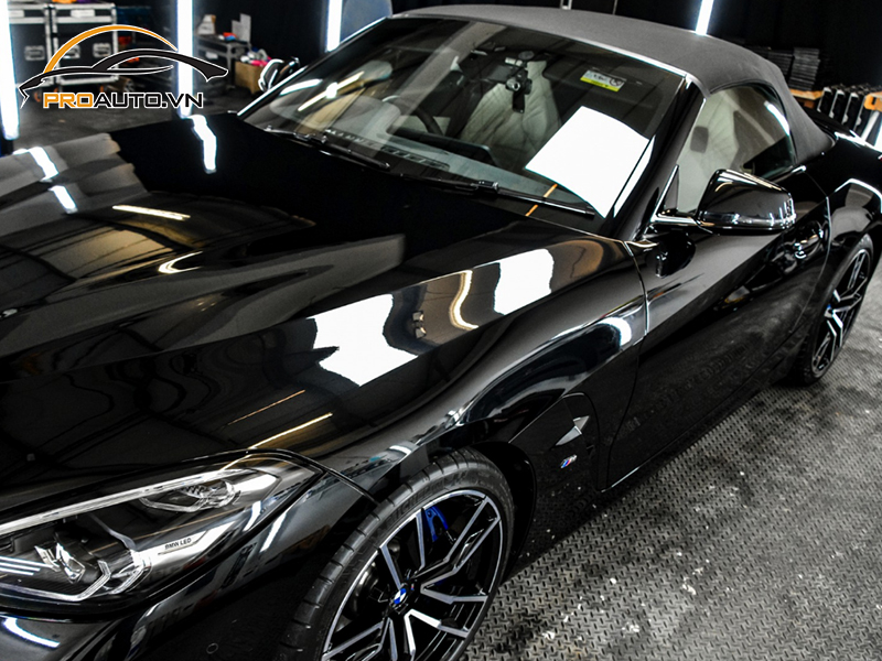 Phủ Ceramic bề mặt xe ô tô BMW Z4